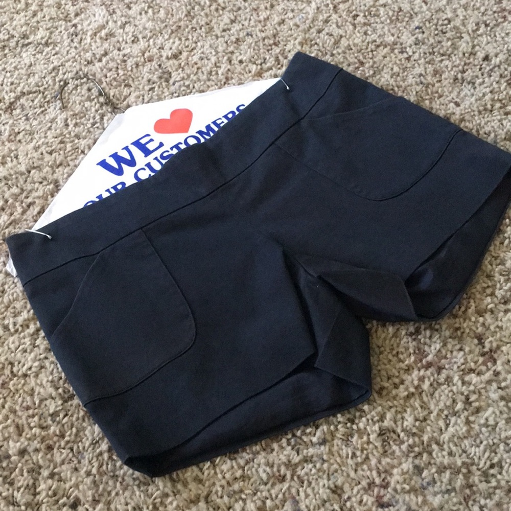 Chloe Doa Lot 8 shorts